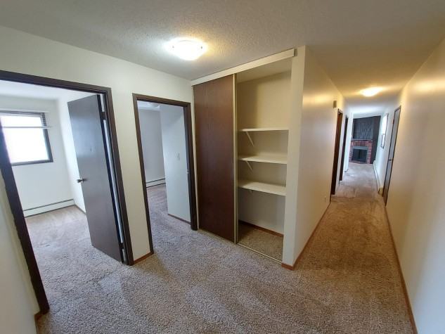 7148 Parke Ave - Photo 2 of 16