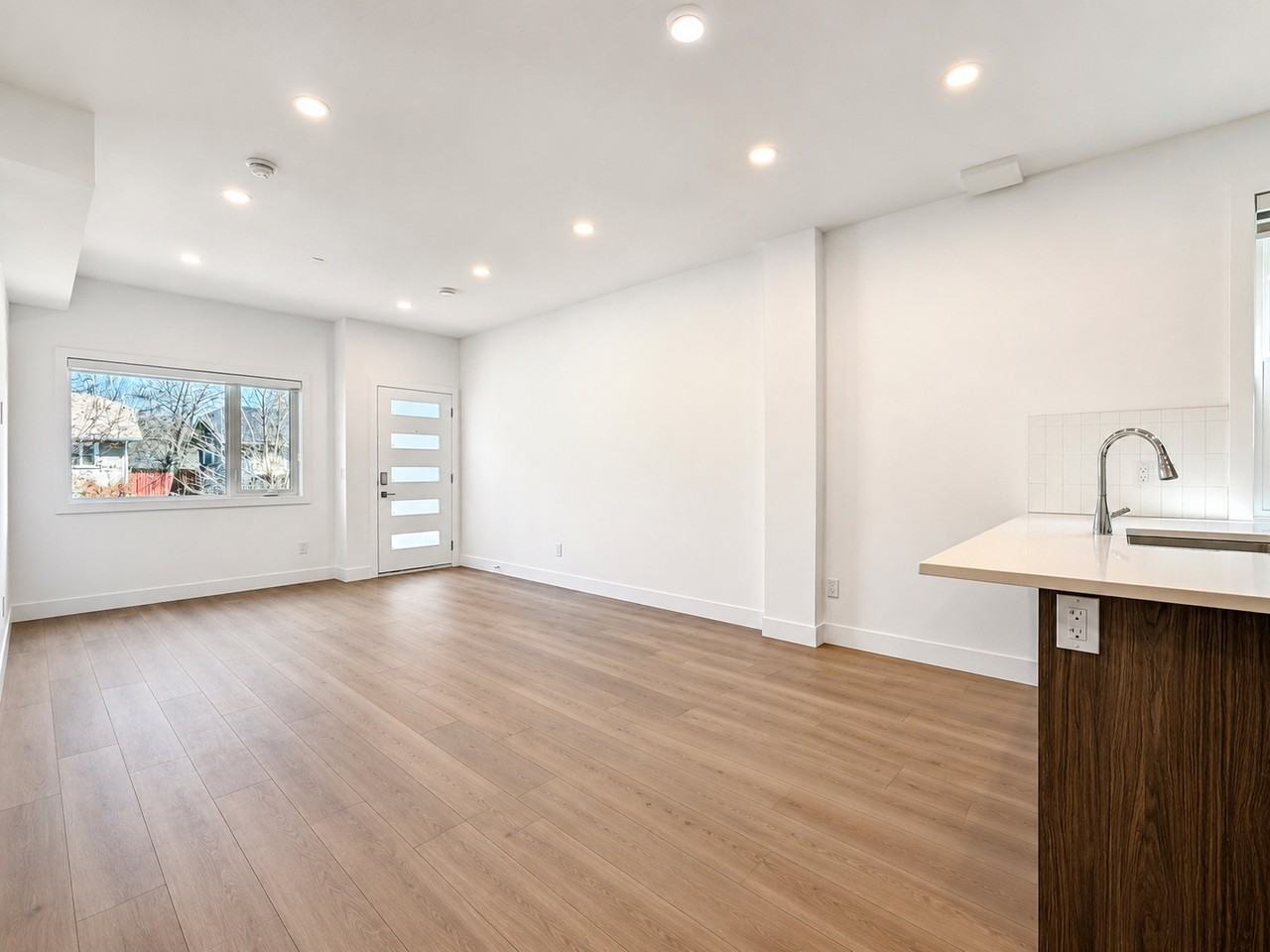 515 17 Ave Nw - Photo 4 of 23