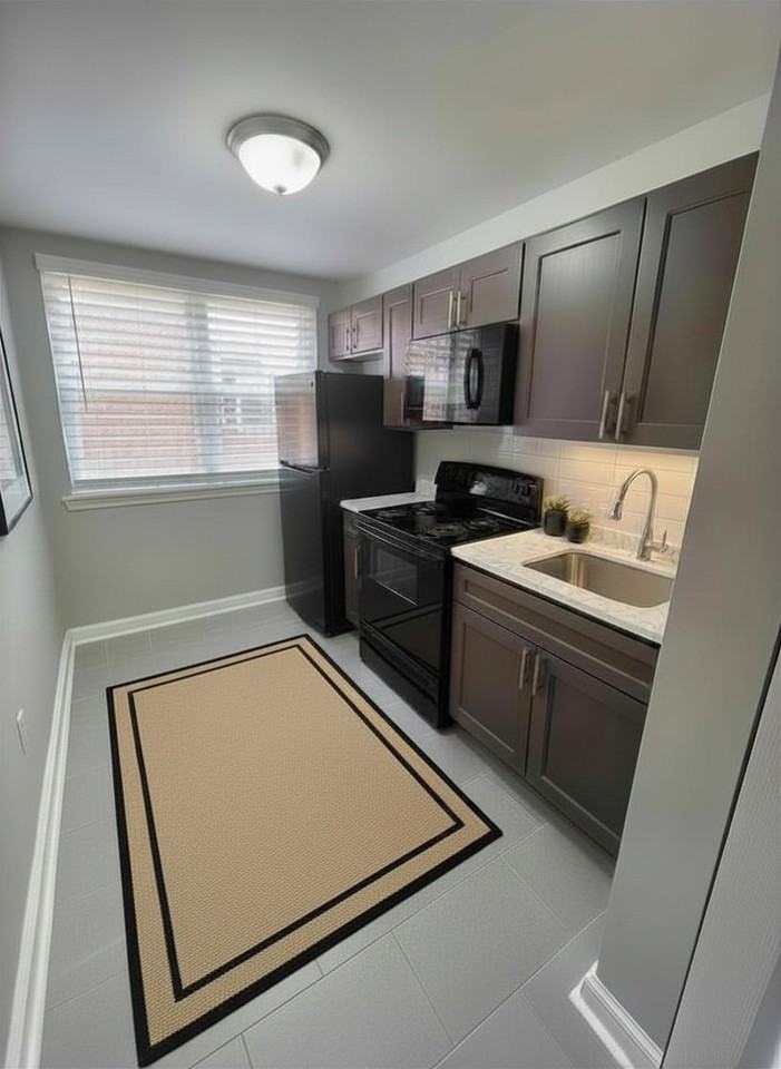 502 N Pleasant Pl #2 - Photo 3 of 13