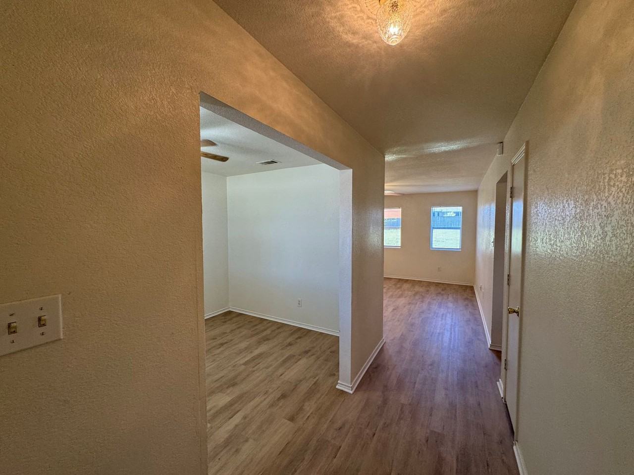 4600 Greyhound Dr - Photo 4 of 35