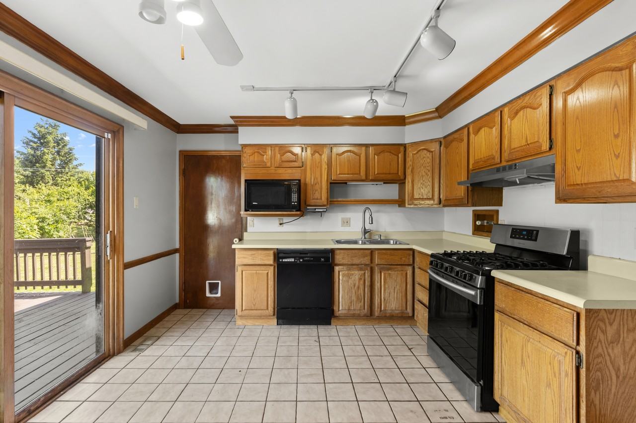 1740 Deborah Dr #1 - Photo 3 of 50
