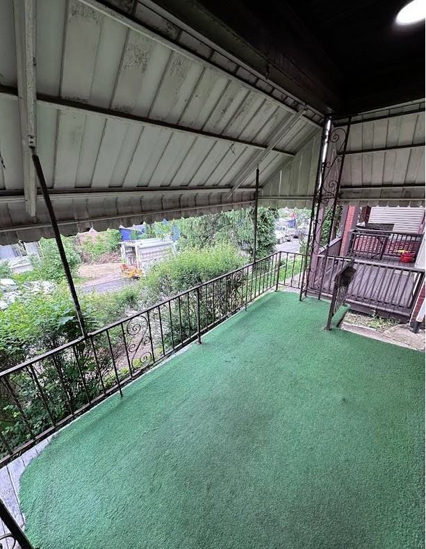 113 Redlyn St #1 - Photo 2 of 20