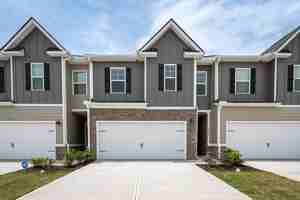 featured image of 3422 Firestone Dr #1