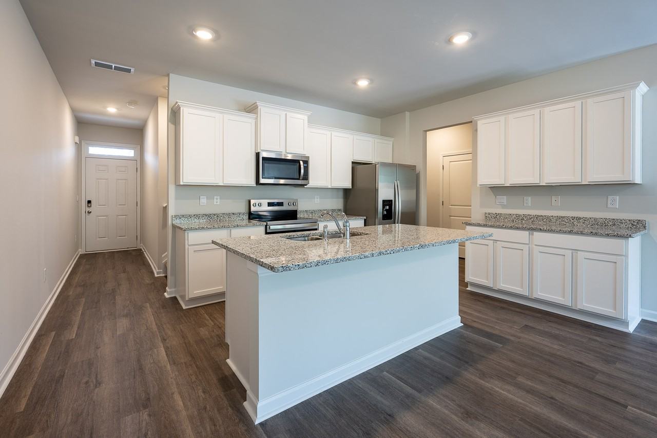 3422 Firestone Dr #1 - Photo 4 of 23