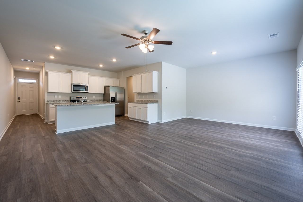 3422 Firestone Dr #1 - Photo 7 of 23