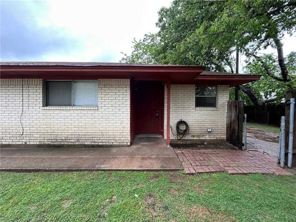 1913 Pine Tree Dr #A - Photo 2 of 13