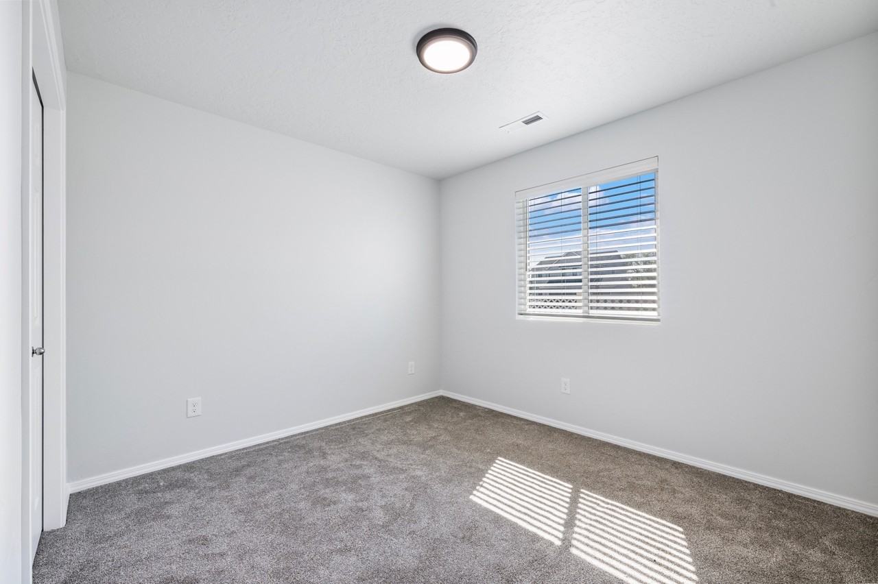 823 East 19th North Street #1 - Photo 7 of 24