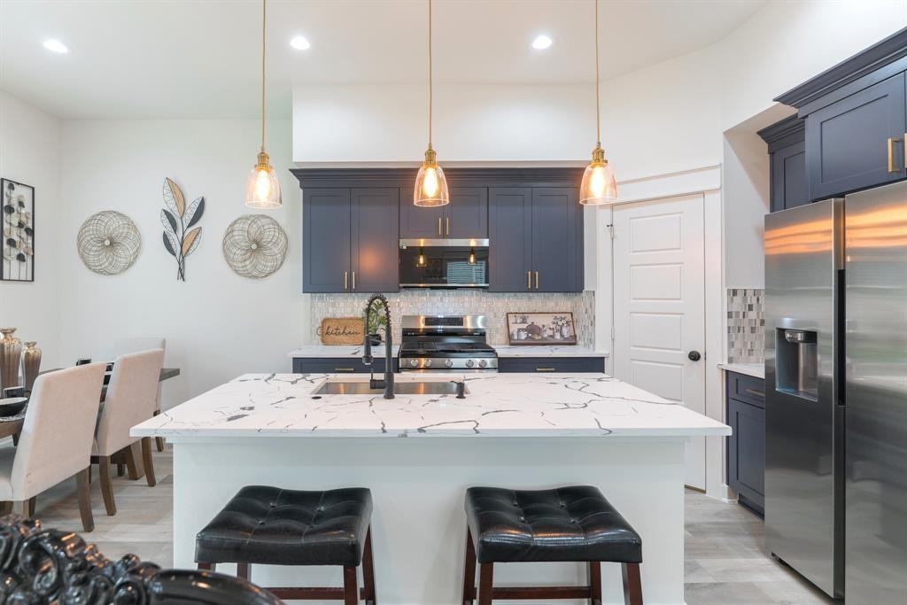 890 Lucky St #1 - Photo 4 of 16