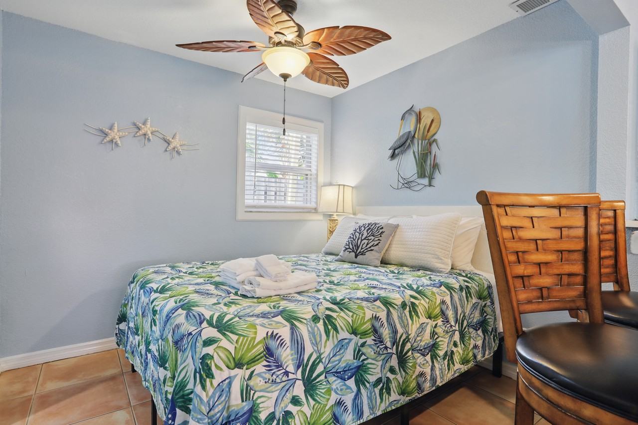 1381 S Orlando Ave #4 - Photo 7 of 19