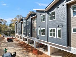 featured image of 4204 Reavis Rd