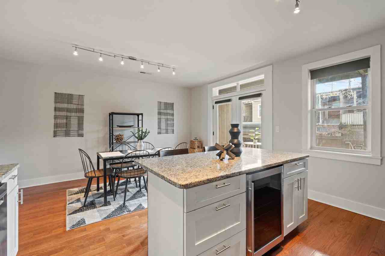 1227 Carrollsburg Pl Sw #1 - Photo 3 of 26