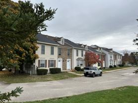 2852 Green Meadow Dr #J - Photo 1 of 1