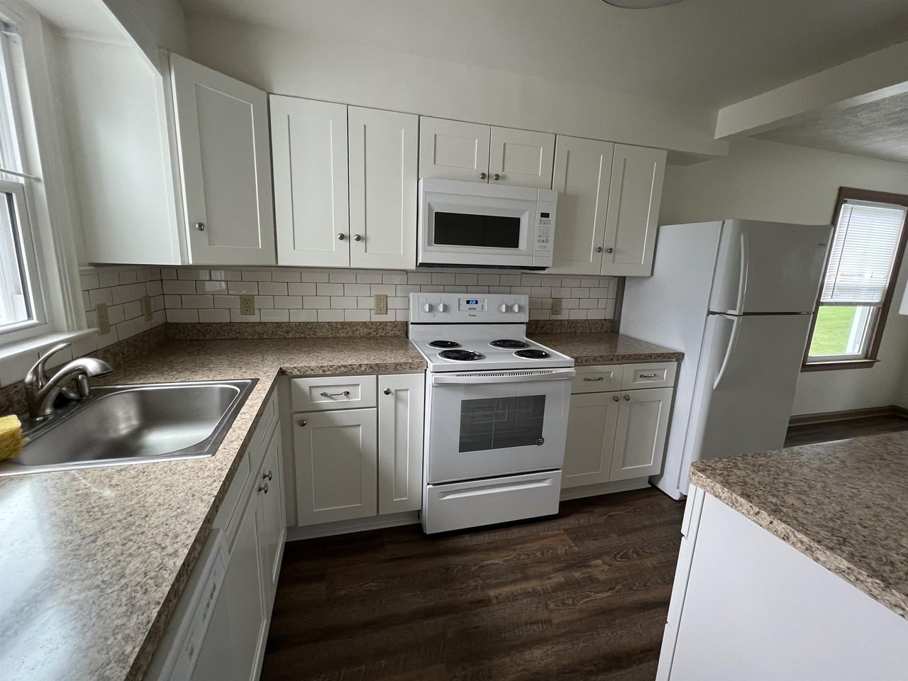 218 Niles Cortland Rd Se #1 - Photo 5 of 15