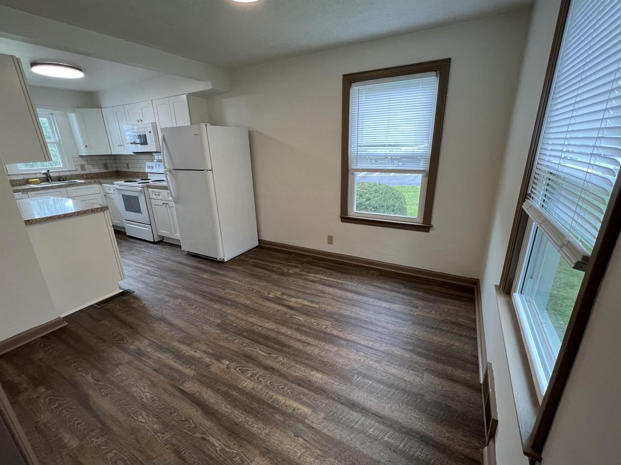 218 Niles Cortland Rd Se #1 - Photo 6 of 15