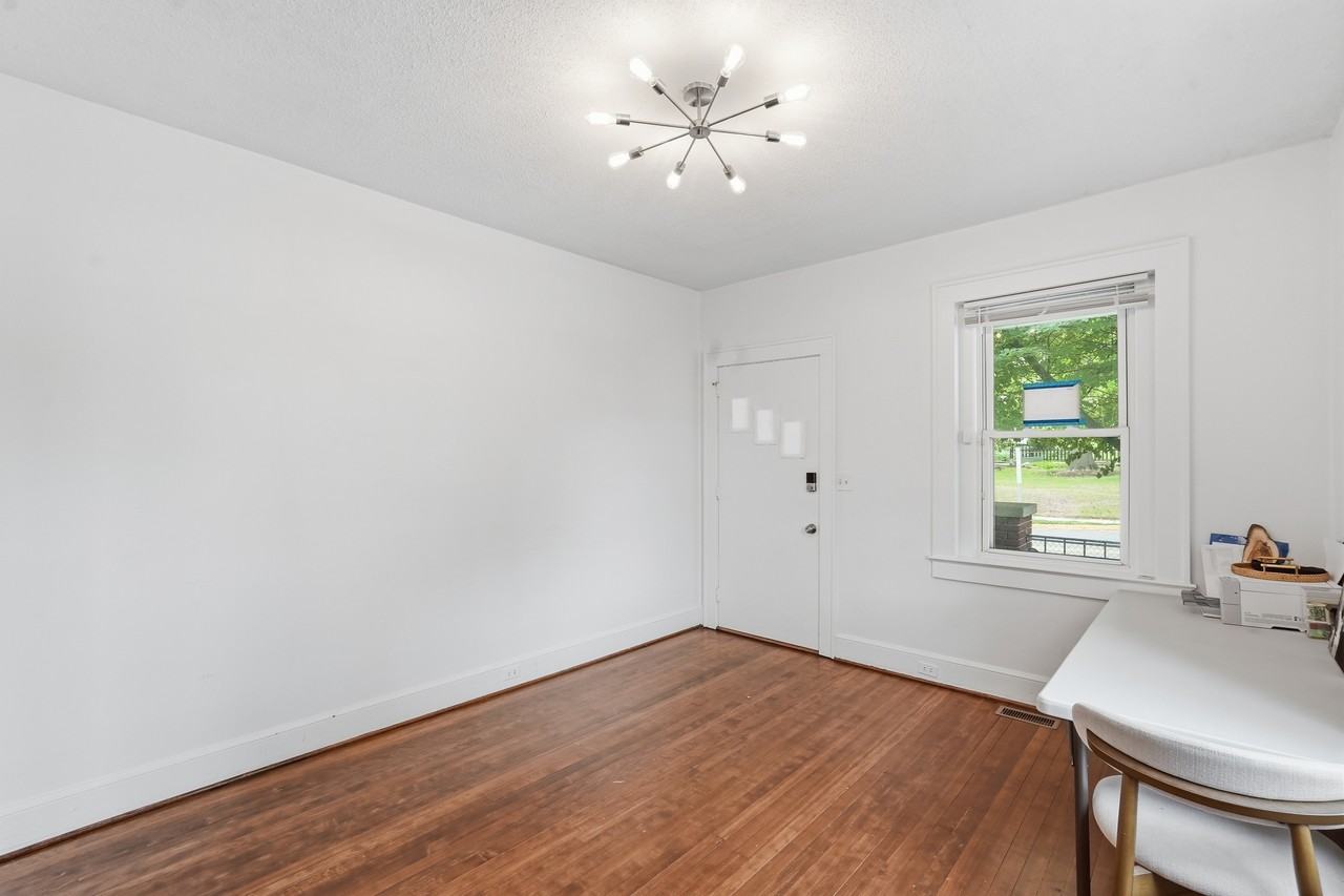 4800 Berwyn Rd #1 - Photo 2 of 21