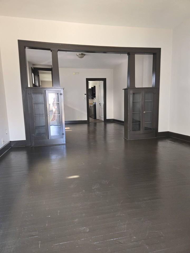 303 N State Ave #1 - Photo 5 of 16