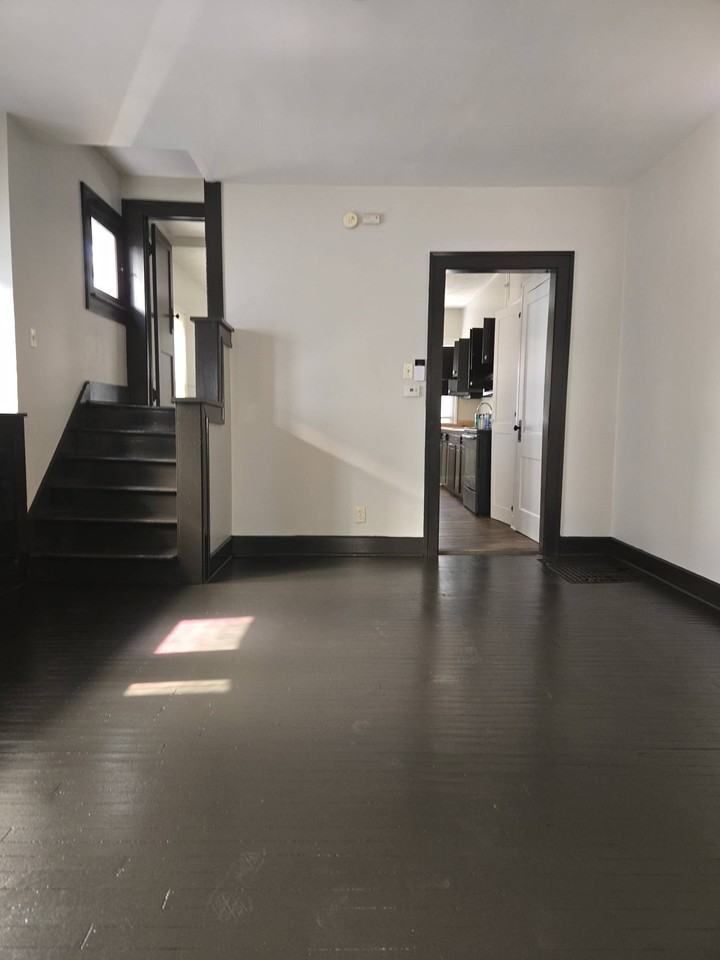 303 N State Ave #1 - Photo 6 of 16