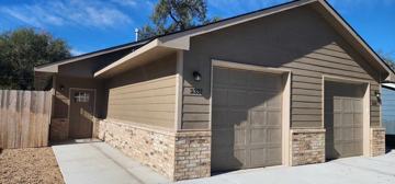featured image of 2325 N Burns Ave #2327