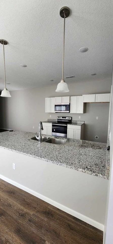 2325 N Burns Ave #2327 - Photo 5 of 14