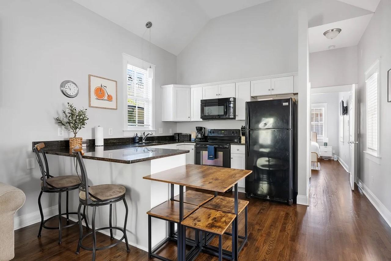 23 H St #HOME - Photo 4 of 38