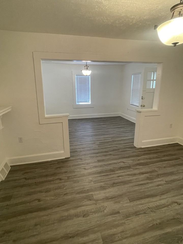 1305 E 26th St #1 - Photo 6 of 12