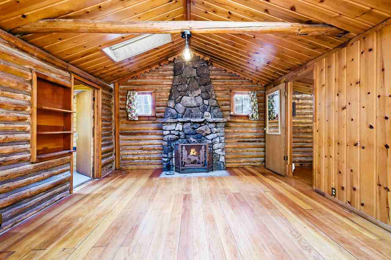 2299 S Beaver Creek Rd #1 - Photo 3 of 38