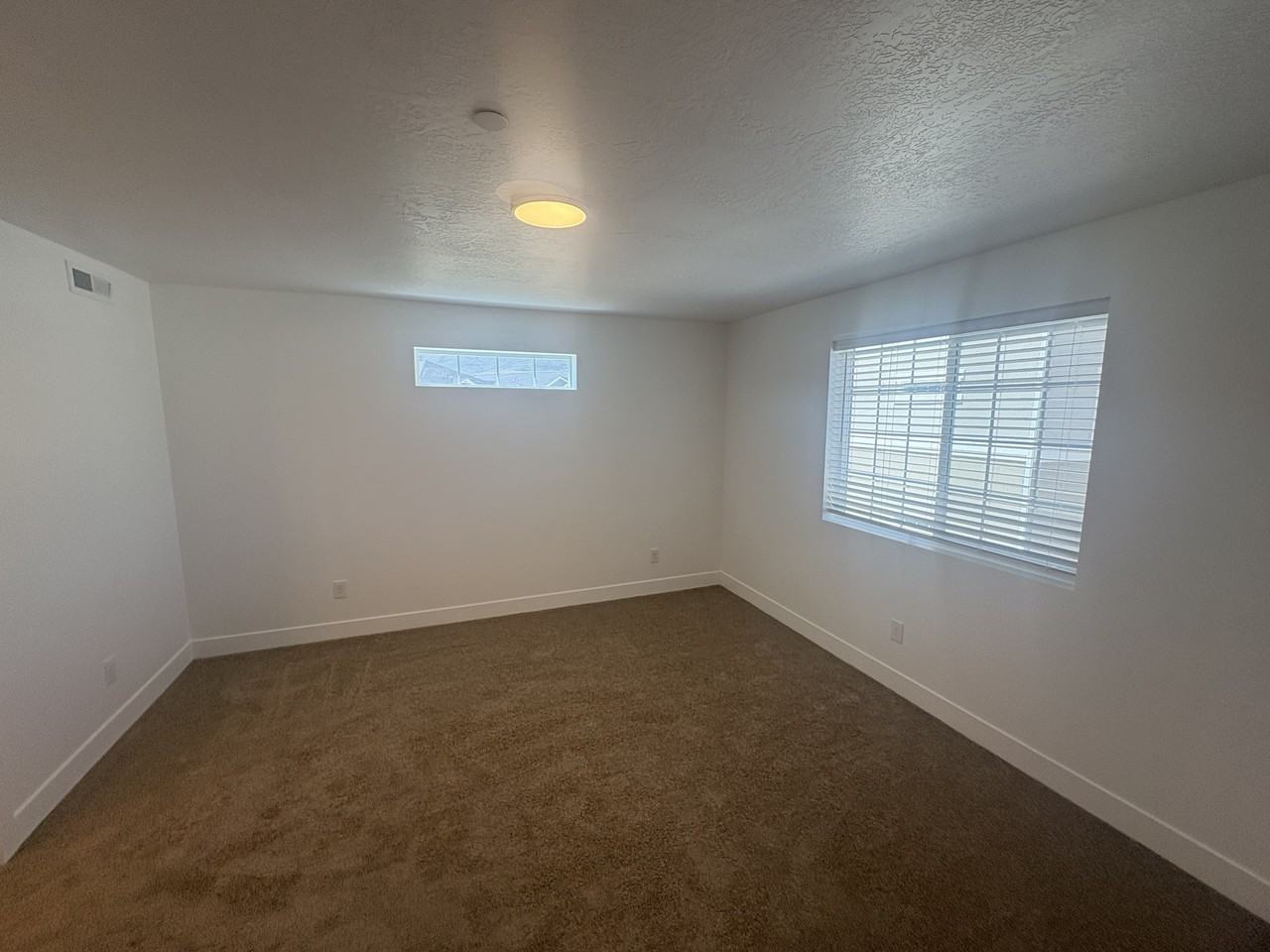 2028 S Sawmill Blvd #1 - Photo 5 of 17
