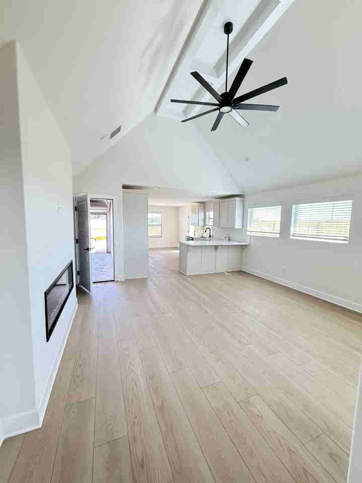 2900 Sw Lovely Ln #1 - Photo 3 of 13