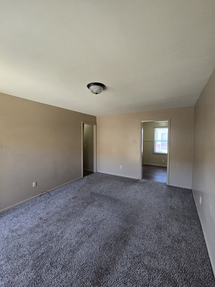 1958 S Hiram St #1 - Photo 3 of 25