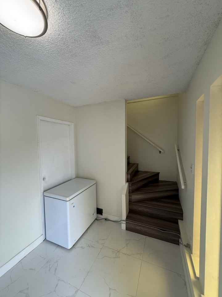 Mayflower Dr & Granville Ave - Photo 6 of 25