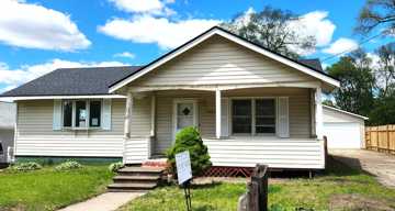 featured image of 3307 Hoover Ave #1