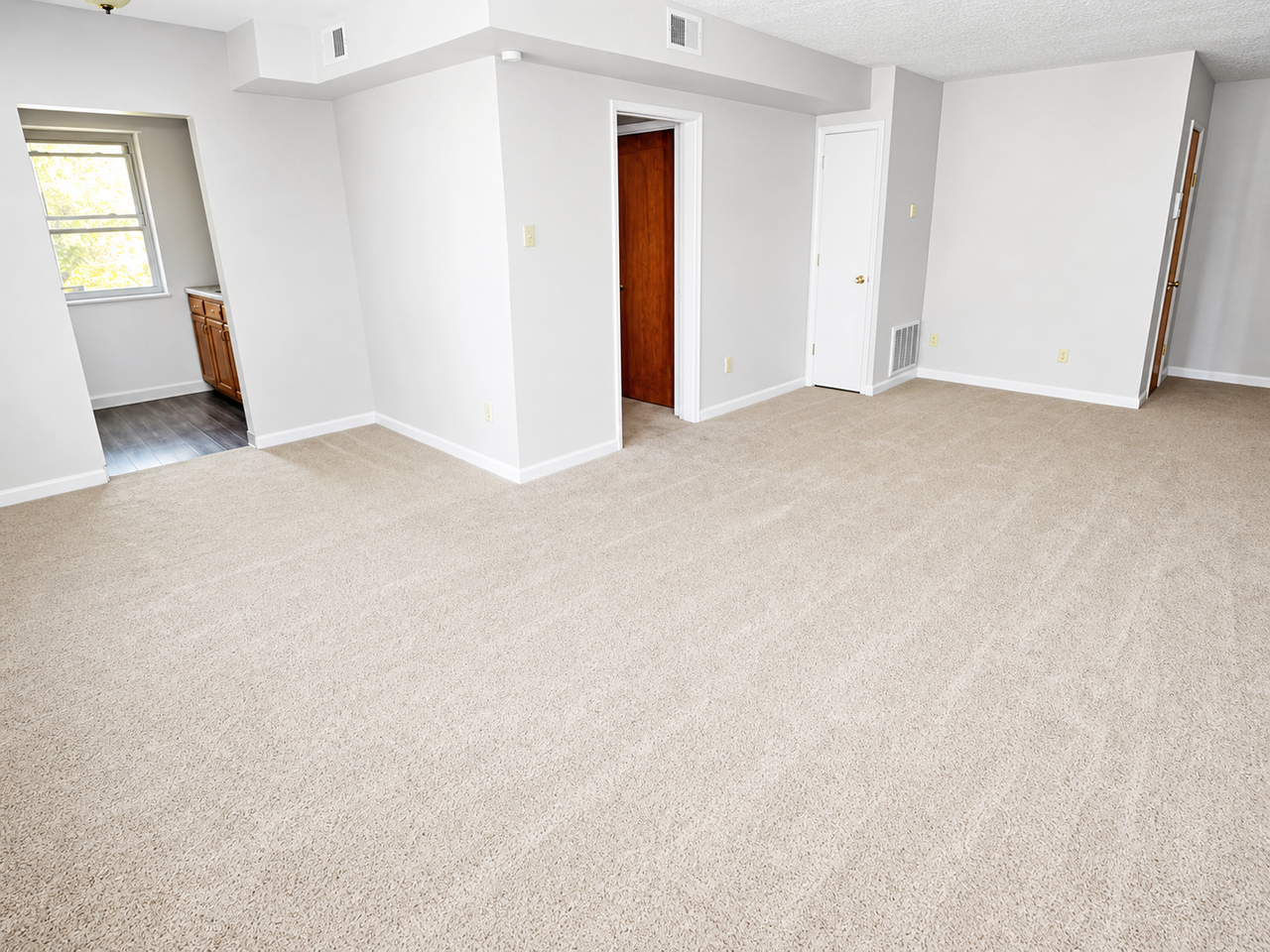 5559 BARTLETT STREETAPT B3 #B3 - Photo 3 of 11