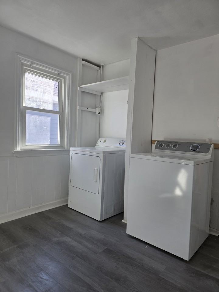 9 Holly St - Photo 7 of 10