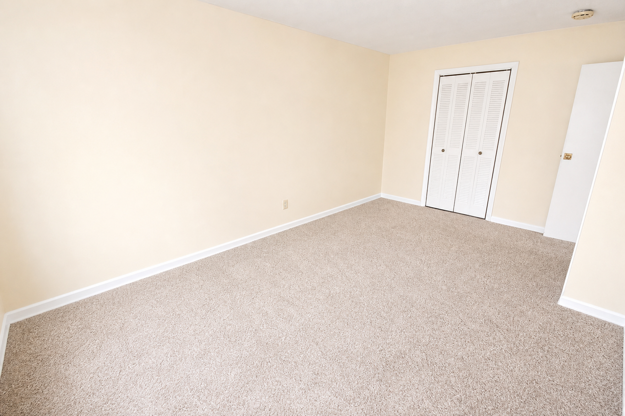 348 SOUTH HIGHLAND AVENUEAPT 201 #201 - Photo 2 of 7