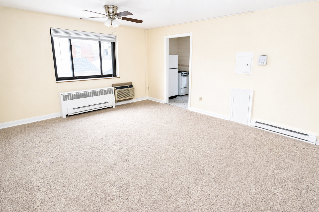 348 SOUTH HIGHLAND AVENUEAPT 201 #201 - Photo 3 of 7