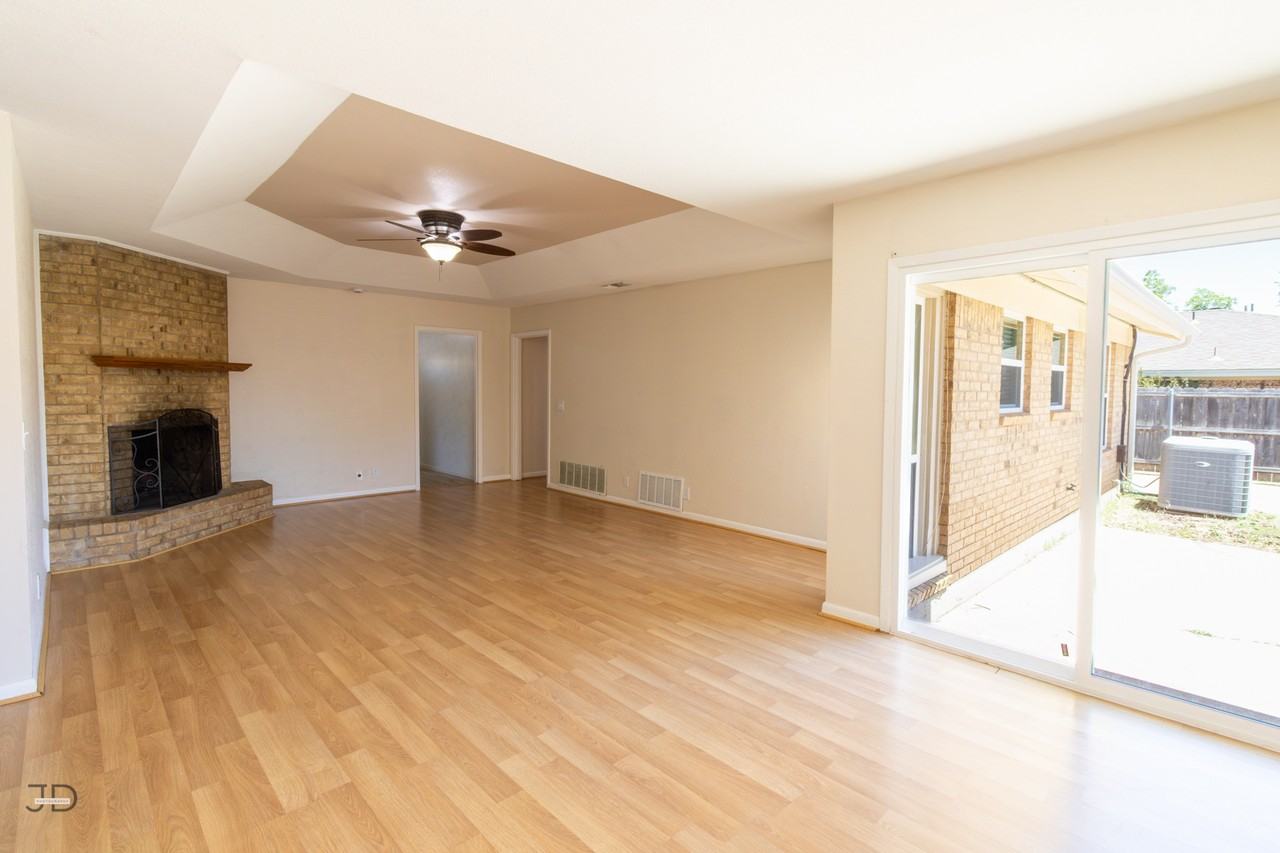 4807 Del Rio Trl #1 - Photo 5 of 29