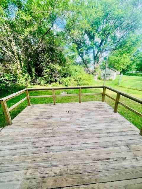 204 Brookshore Ave #1 - Photo 7 of 10