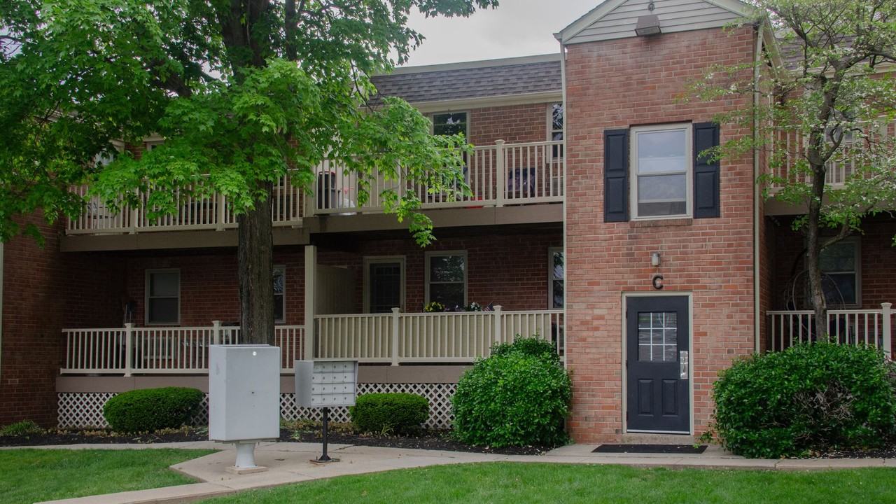 Parkside Manor Apartments - Photo 5 of 50