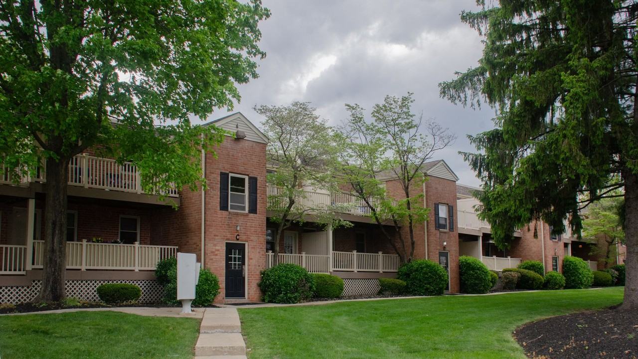 Parkside Manor Apartments - Photo 6 of 50