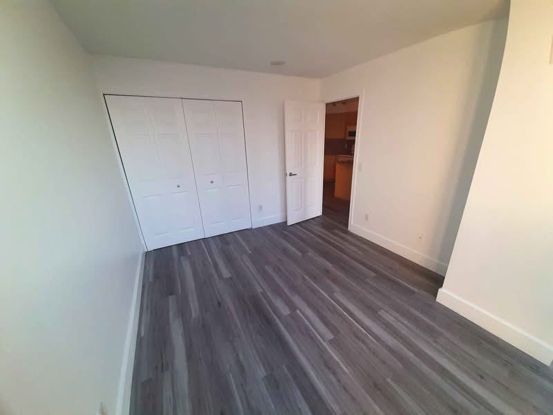 763 Bay Street - Photo 7 of 16