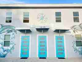 featured image of 14135 Palm St