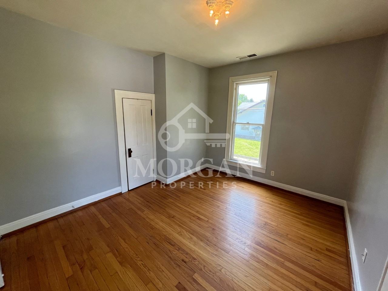 428 Delaware St - Photo 5 of 5