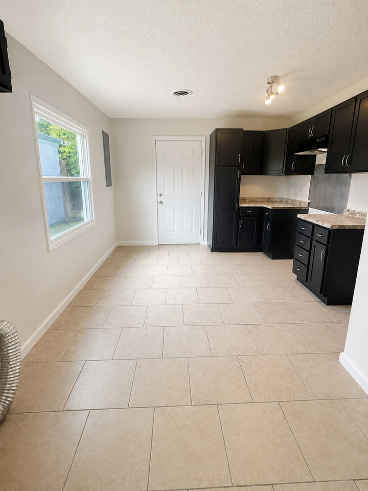 23 Delores Dr - Photo 2 of 8