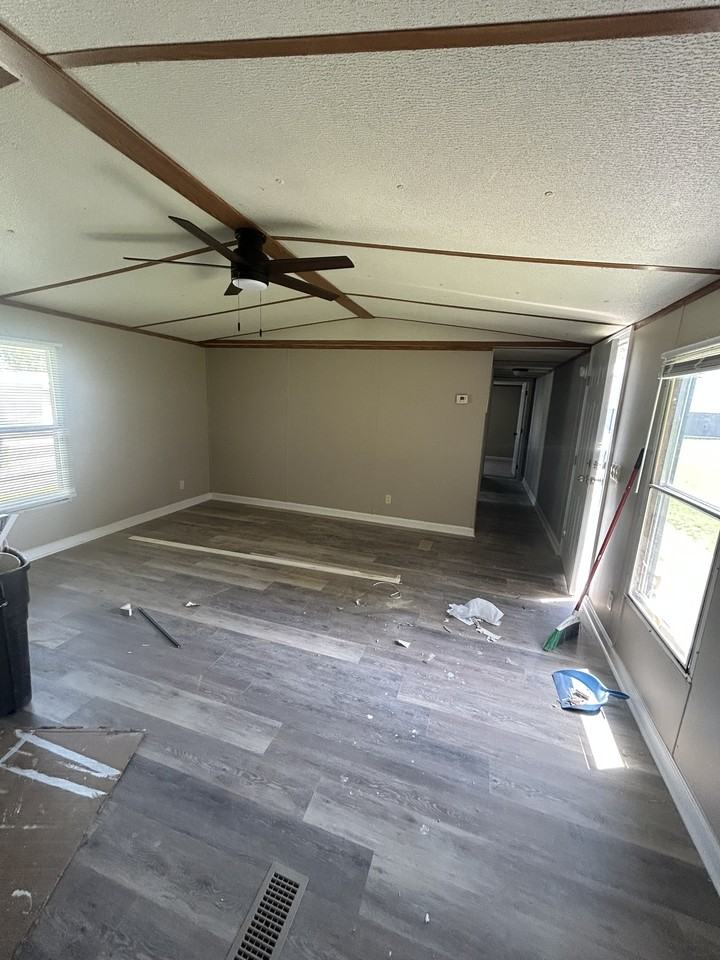 302 Wilson Dr #1 - Photo 2 of 19