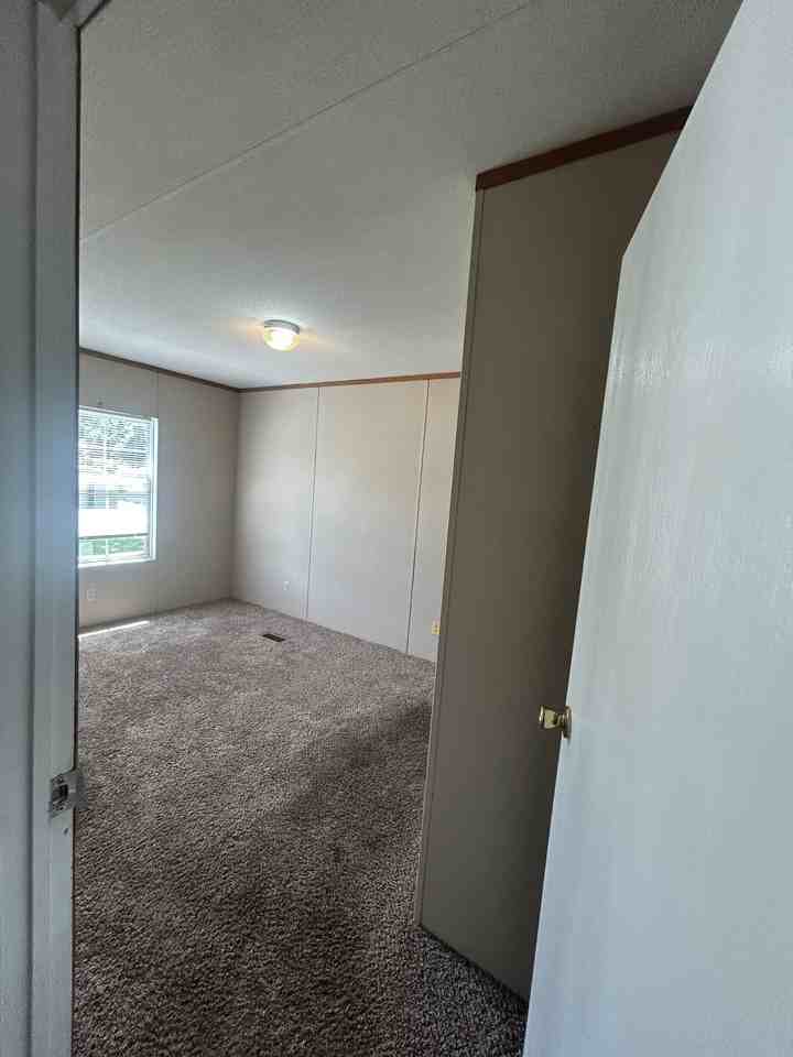 105 Zackary St #1 - Photo 6 of 13