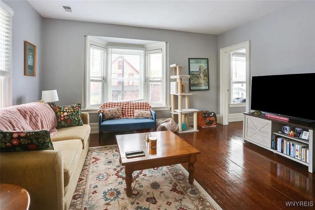 306 Virginia St #2 - Photo 4 of 7