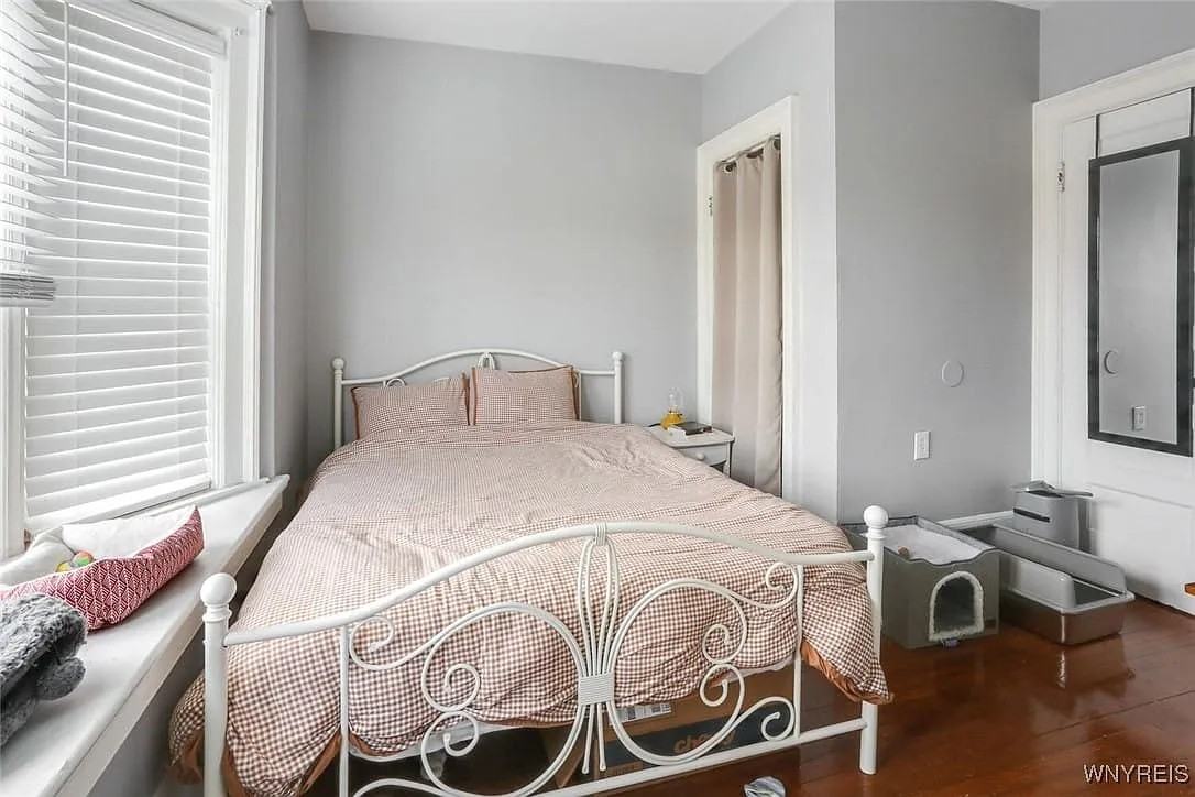 306 Virginia St #2 - Photo 6 of 7