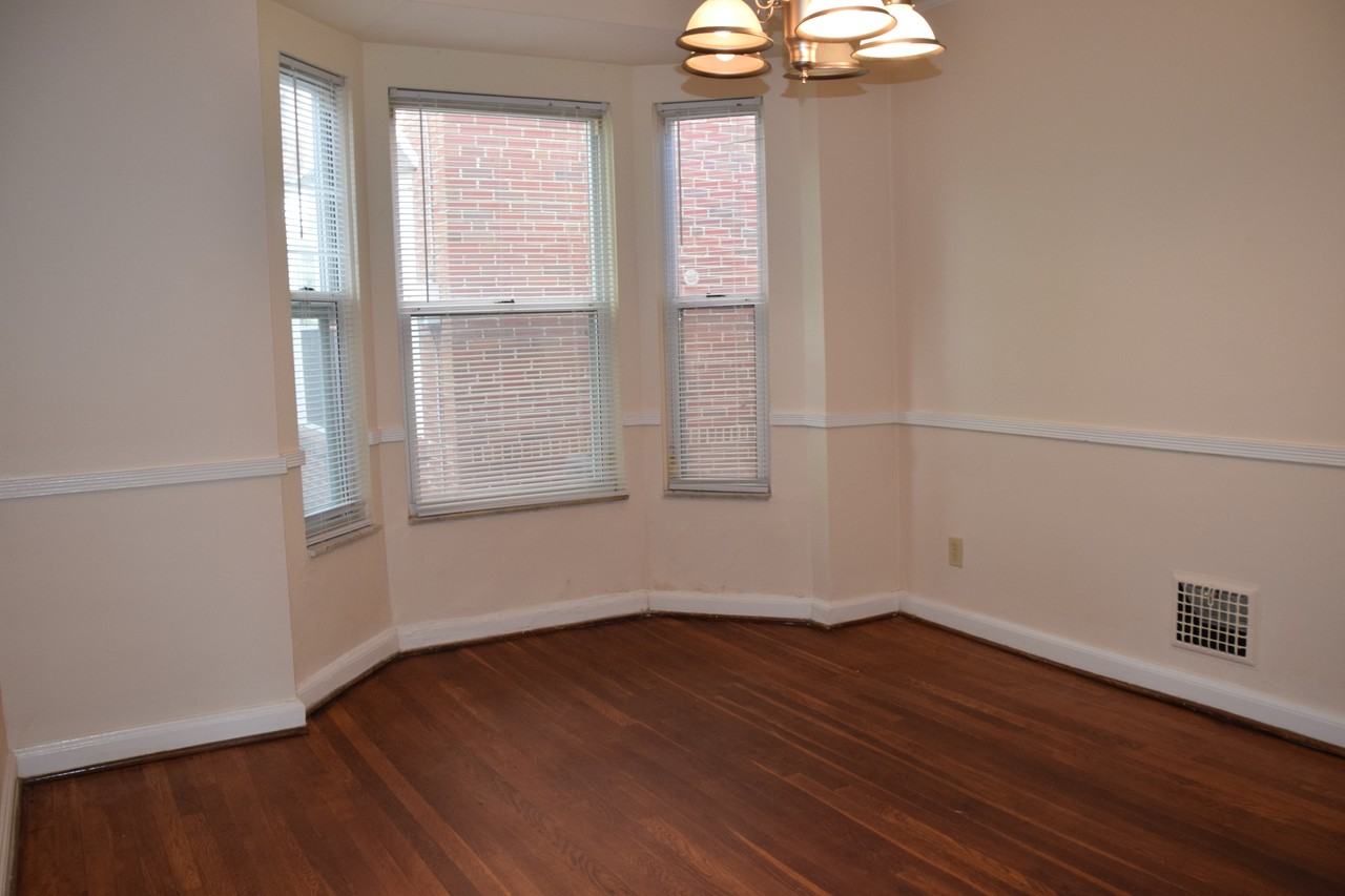 3016 Fair Ave - Photo 2 of 9