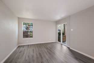 404 E Park Ave #4 - Photo 1 of 1