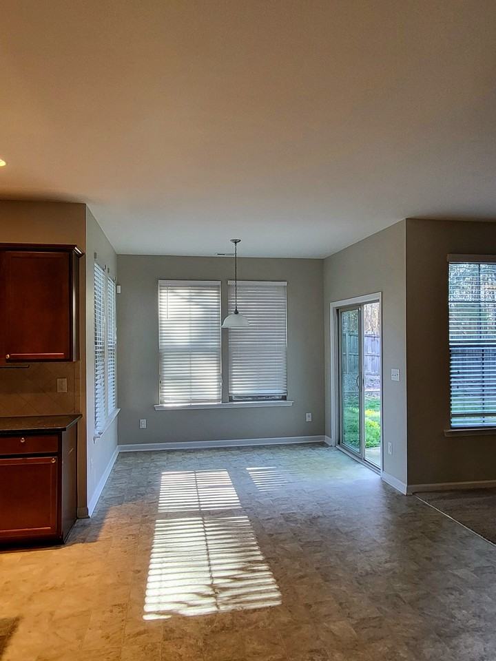 271 River Oak St #1 - Photo 3 of 11